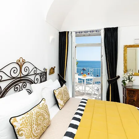 Pietra Santa Positano