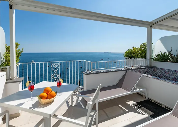 Pietra Santa Konukevi Positano