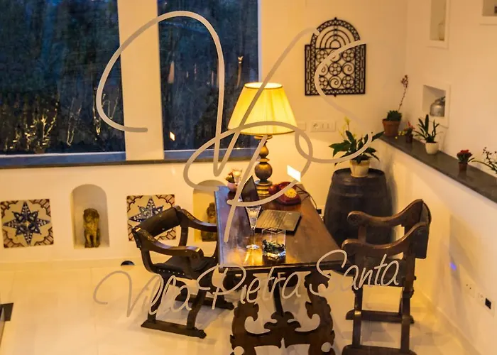 Pietra Santa 4* Позитано